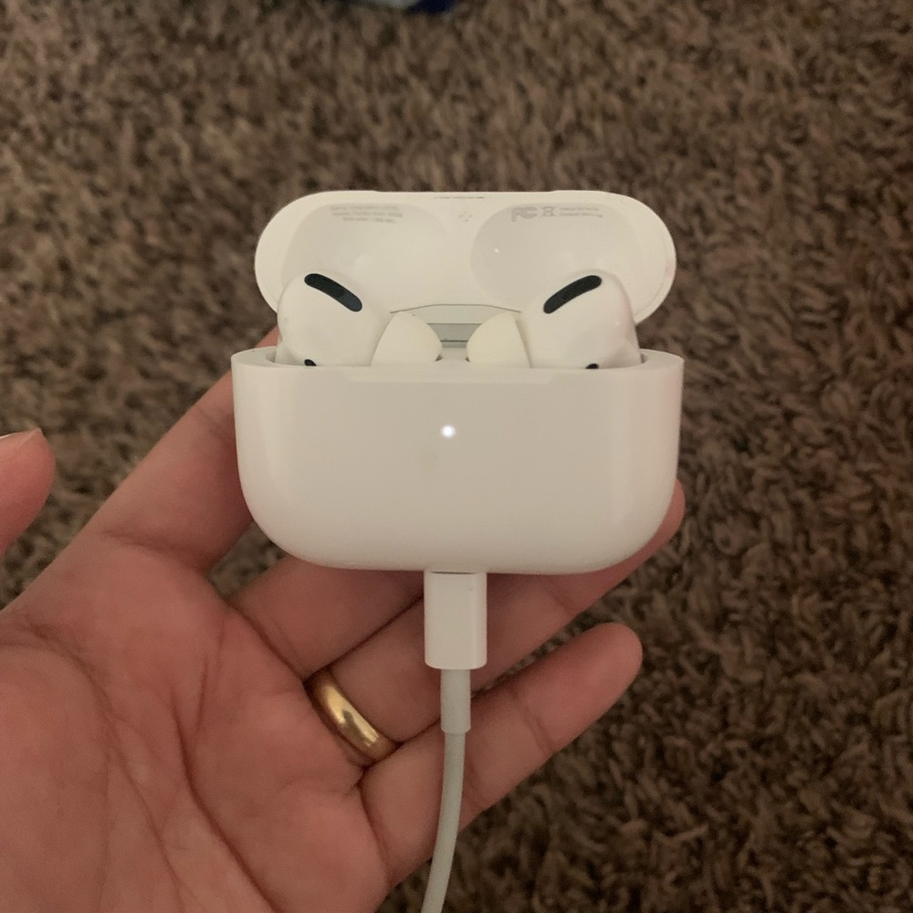 AirPods Pro